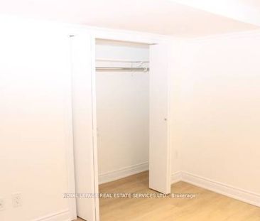 Recent renovations very spacious affordable! - Photo 4