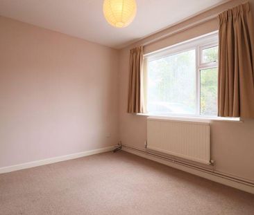 2 bedroom maisonette to rent - Photo 1
