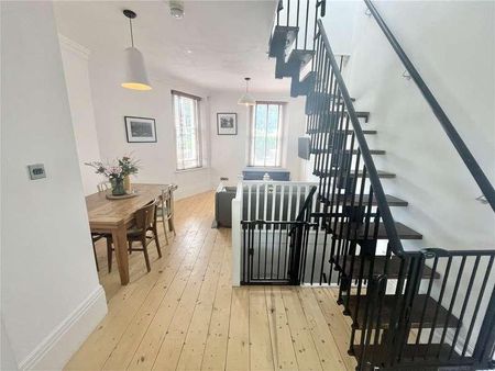 Cambridge Road, Clifftown Conservation, SS1 - Photo 3