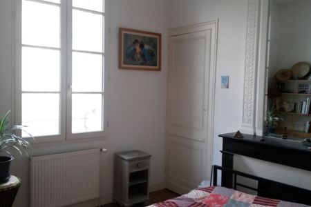 APPARTEMENT TYPE 2 -BORDEAUX GARE SAINT JEAN - Photo 3