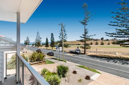 Coastal Living - Photo 4