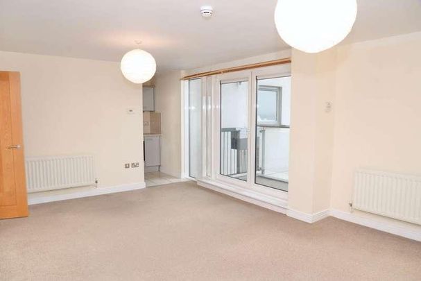 Sark Tower, Erebus Drive, West Thamesmead, SE28 - Photo 1