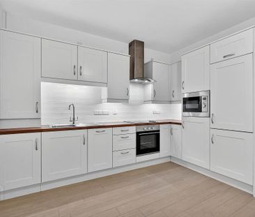 Apt 2, 51 53bridge Street, Lisburn, BT28 1XZ - Photo 6