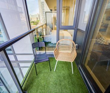 For Lease - 297 College Street Unit# 901, Toronto, Ontario - Photo 3