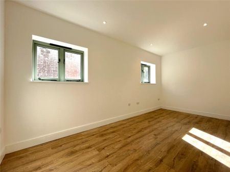 3 bedroom barn conversion to rent - Photo 3