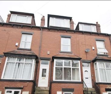 Graham Grove Room 4 - Photo 1