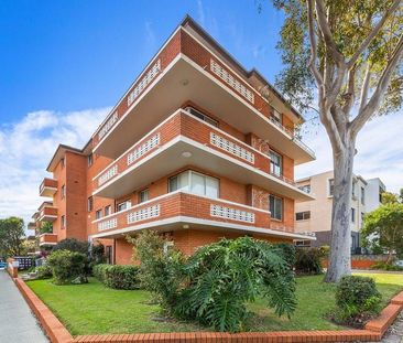 Updated Abode | Ultra Convenience - Photo 4