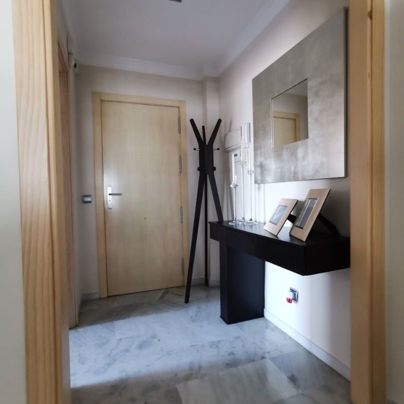 Piso de alquiler en Calle Esquilo, 5, El Cónsul - Ciudad Universitaria - El Romeral - Photo 1