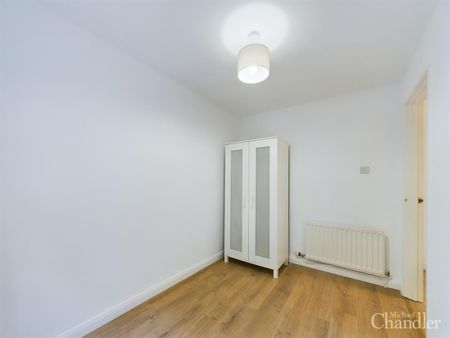 17 Hampton Strand, Belfast, BT7 3BY - Photo 4