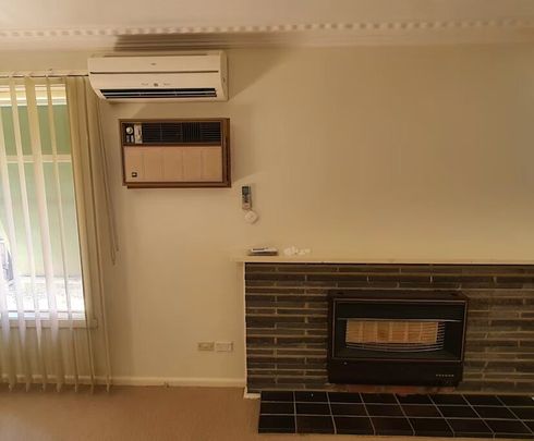 Burwood East - Photo 1