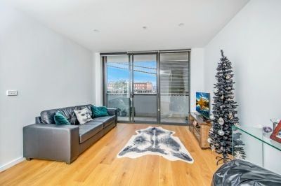 City Life Made So Easy! - Photo 3