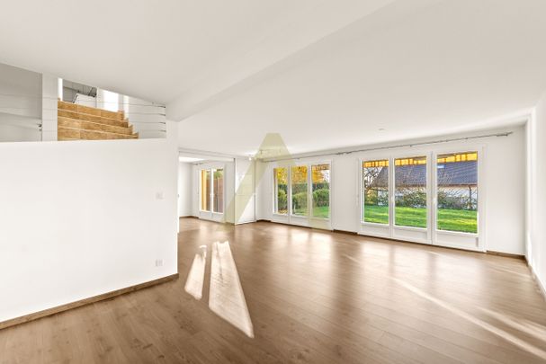 Charming semi-detached family villa - Photo 1