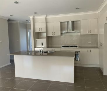 Large Family Home in Beautiful Calala - Photo 1