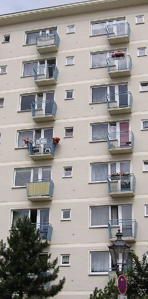 Mit WBS - Altersfreundliche Innenstadtwohnung mit Balkon und Aufzug - Photo 1