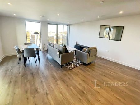 2 bedroom apartment to rent Castle Street, Luton, Bedfordshire, LU1 - Photo 2