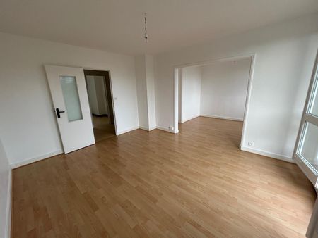 Location appartement 4 pièces 88.36 m2 à Tours - Photo 3