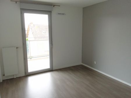 TINQUEUX-Appartement de type 2 avec terrasse et 2 stationnements, disponible le 28 juin - Photo 5