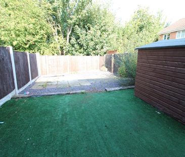 3 bedroom semi-detached house to rent - Photo 3