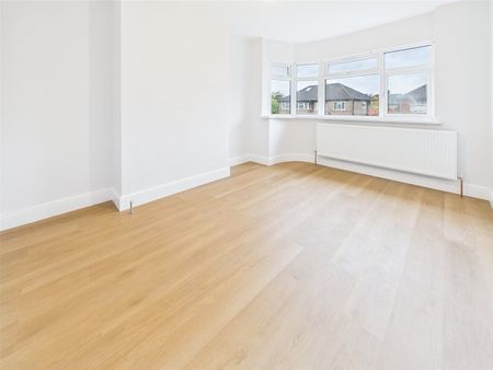 Cheltenham Avenue, Twickenham, Twickenham, TW1 - Photo 3