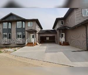 122- 2+1 Bed 2.5 Bath Townhouse Garage For Rent Leduc - Photo 1