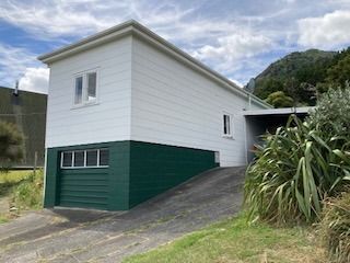 3 bedrooms plus great view! - Photo 2