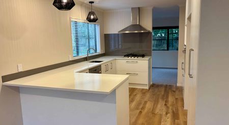 Modern Family Living in Sought-After Albany - Photo 3