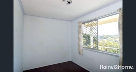 Conveniently located 2-Bedroom Unit in West Gladstone - Photo 4