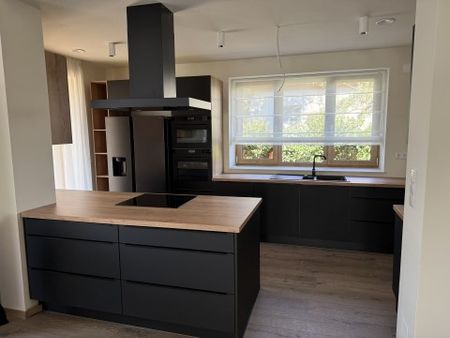 Huszár utca - Fotó 3