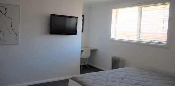 3/145 Woodward Street, Orange NSW 2800 - Apartment For Rent | Domain - Photo 2