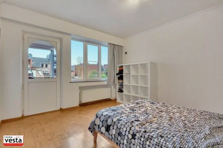 Karaktervol appartement in hart van Sint-Truiden - Photo 3