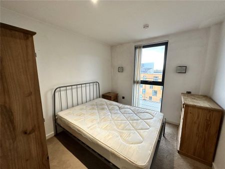 2 bedroom apartment to rent - Photo 5