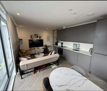 2 bedroom penthouse to rent - Photo 1