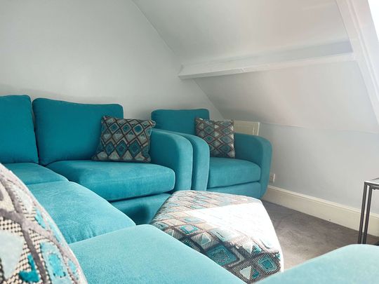 1 Bedroom | Flat 6, 81 Embankment Road, PL4 9HX - Photo 1