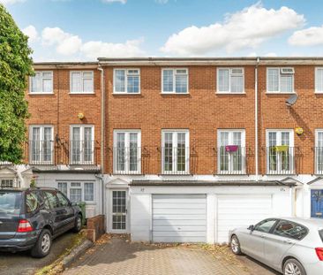 3 bedroom terraced house to rent - Photo 1