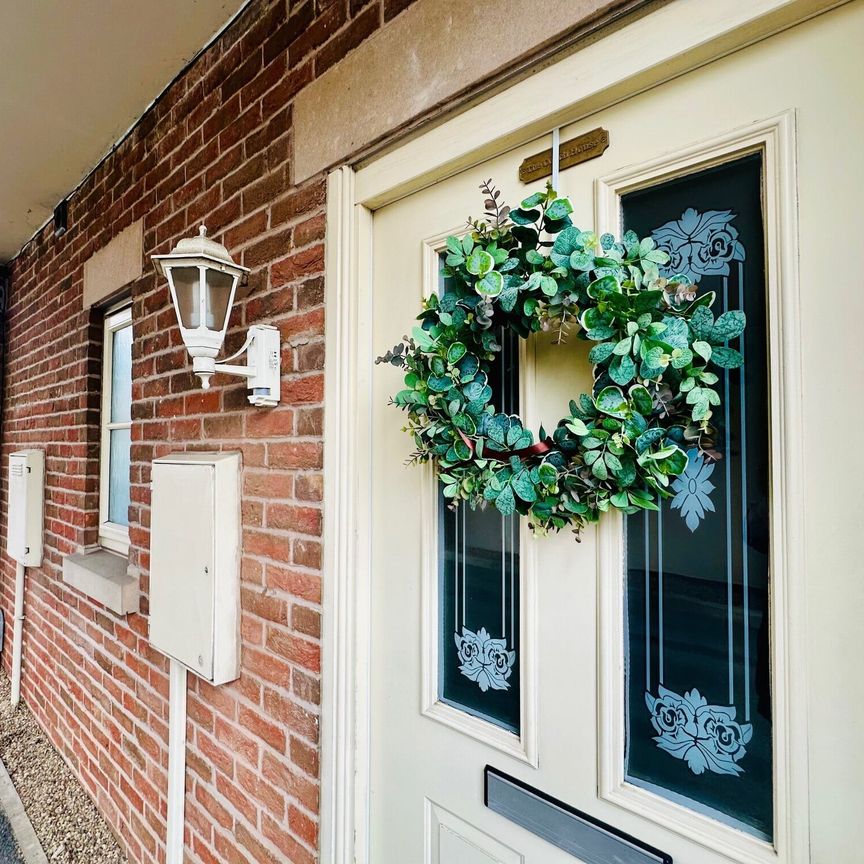 CHURCH VIEW, BELPER - Photo 1