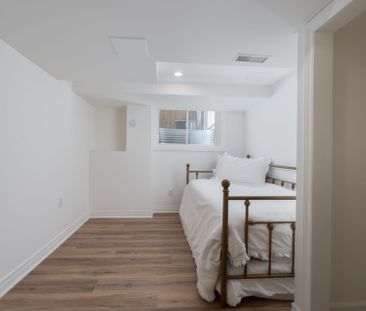 For Lease - 131 Meadowvale Drive Unit# Lower, Toronto, Ontario - Photo 2