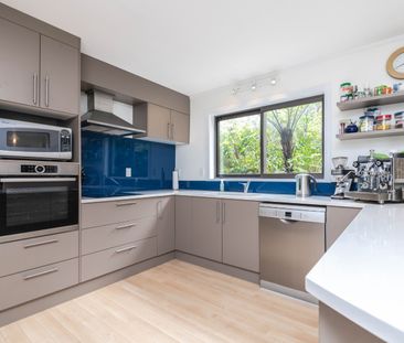 39 Thatcher Crescent, Crofton Downs - Photo 4