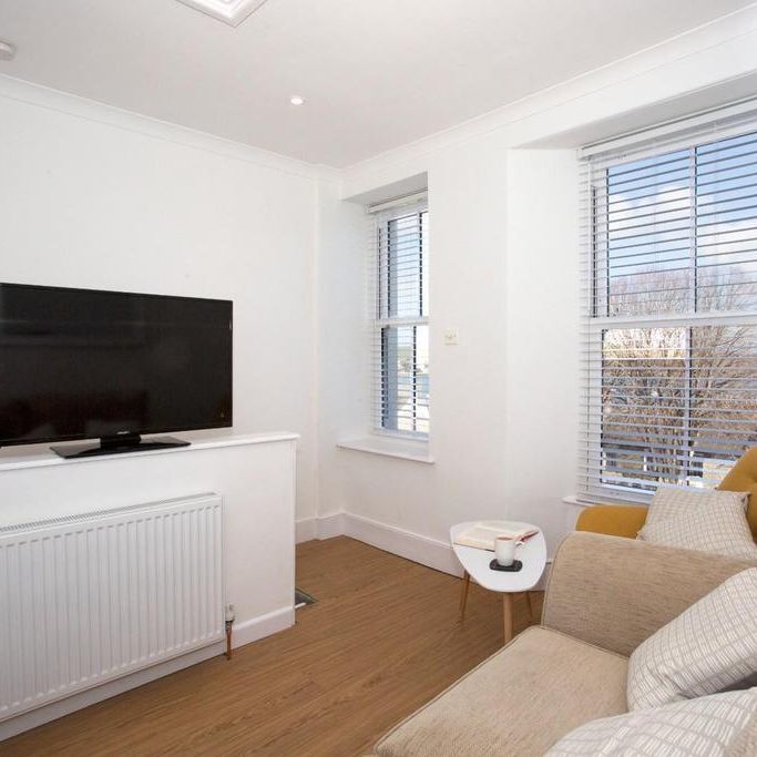 2 bedroom house to rent - Photo 1