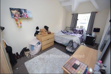 2 Bedroom House Near Leeds Uni - Photo 4