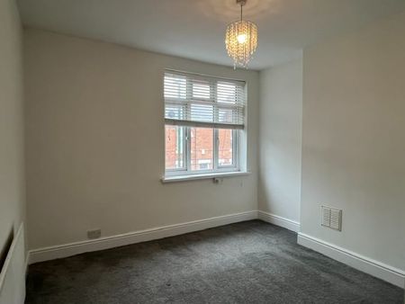 2 Bed Terraced House, Kimberley St, NG2 - Photo 3