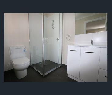 Low maintenance living - Photo 4