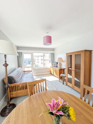 2 Bed Flat, Palmeira House, BN3 - Photo 5
