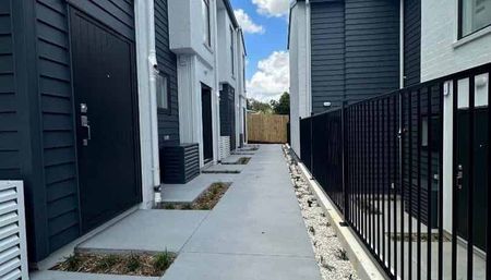 Luxury Living at an affordable price - Photo 3