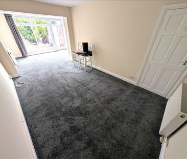 2 bedroom bungalow to rent - Photo 1