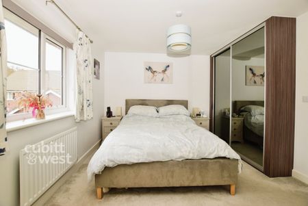 2 bedroom semi-detached house to rent - Photo 5