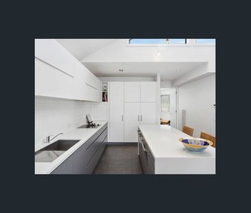 Townhouse Within A Stones Throw To Barwon River! - Photo 4