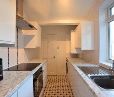 3 bedroom apartment to rent - Photo 5