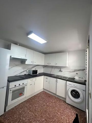 Avinguda del Primer de Maig, Valencia, Valencian Community 46017 - Foto 5