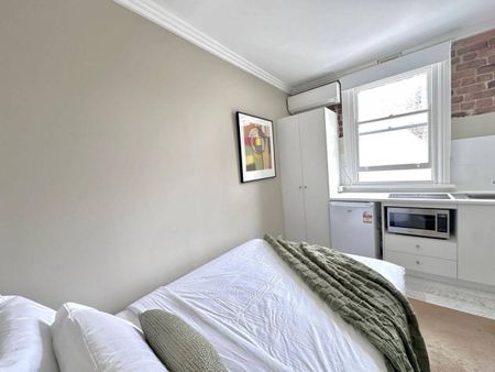 Modern Living in the Iconic 'Astoria' Building - Photo 3