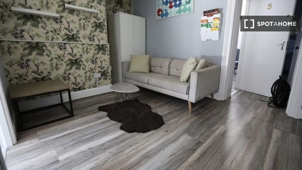 2-bedroom apartment for rent in Temple Bar, Dublin - Photo 1